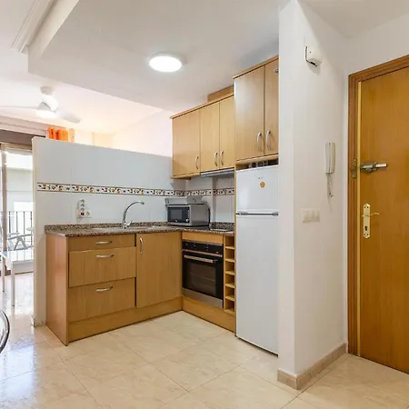 2 Bedroom Lovely In Apartment