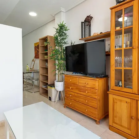 Apartment 2 Bedroom Lovely In Torrevieja